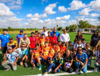 Inauguró Carlos Peña Ortiz Canchas de Usos Múltiples en La Cima por más de 2.6 MDP