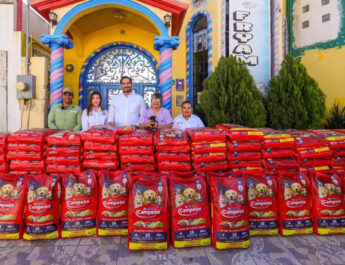 Entregó Carlos Peña Ortiz más de 2 Toneladas de alimento para mascotas