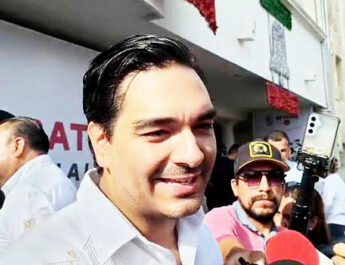Destaca Carlos Peña Ortiz defensa del libre tránsito ante propuesta de Pase Turístico